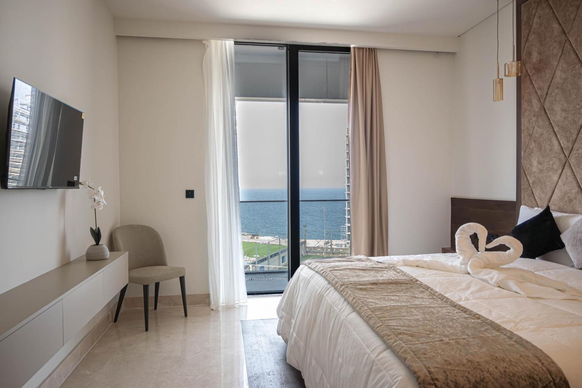 Best View Fortina Luxury Suites Sliema Bagian luar foto