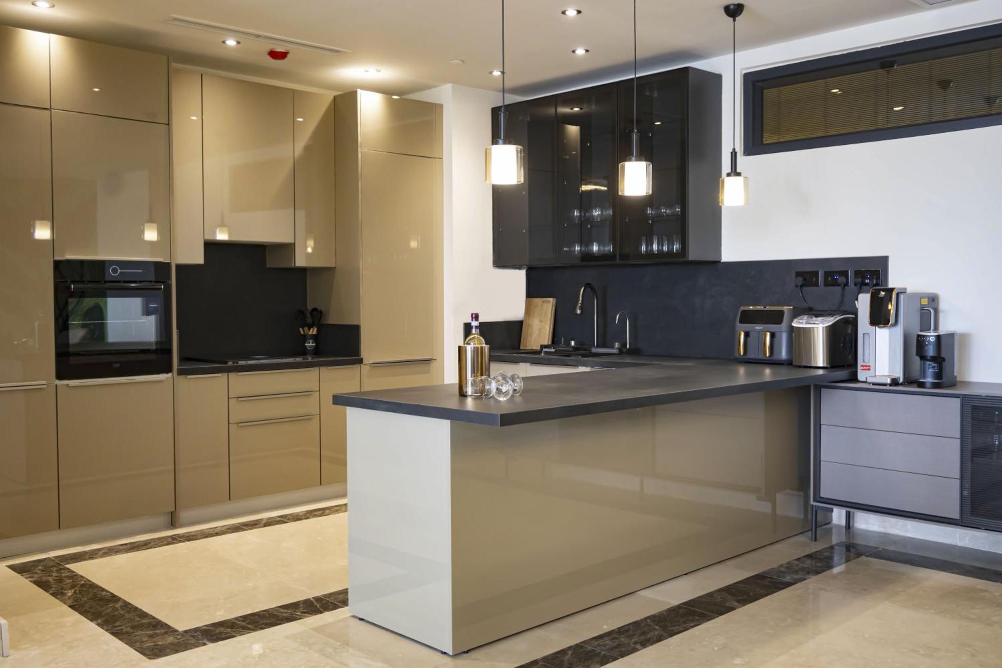 Best View Fortina Luxury Suites Sliema Bagian luar foto